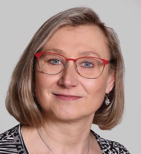 Carola Dils