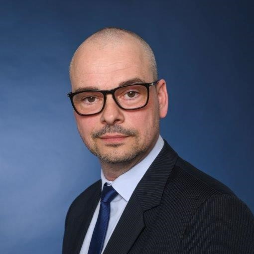 Thomas  Zahn